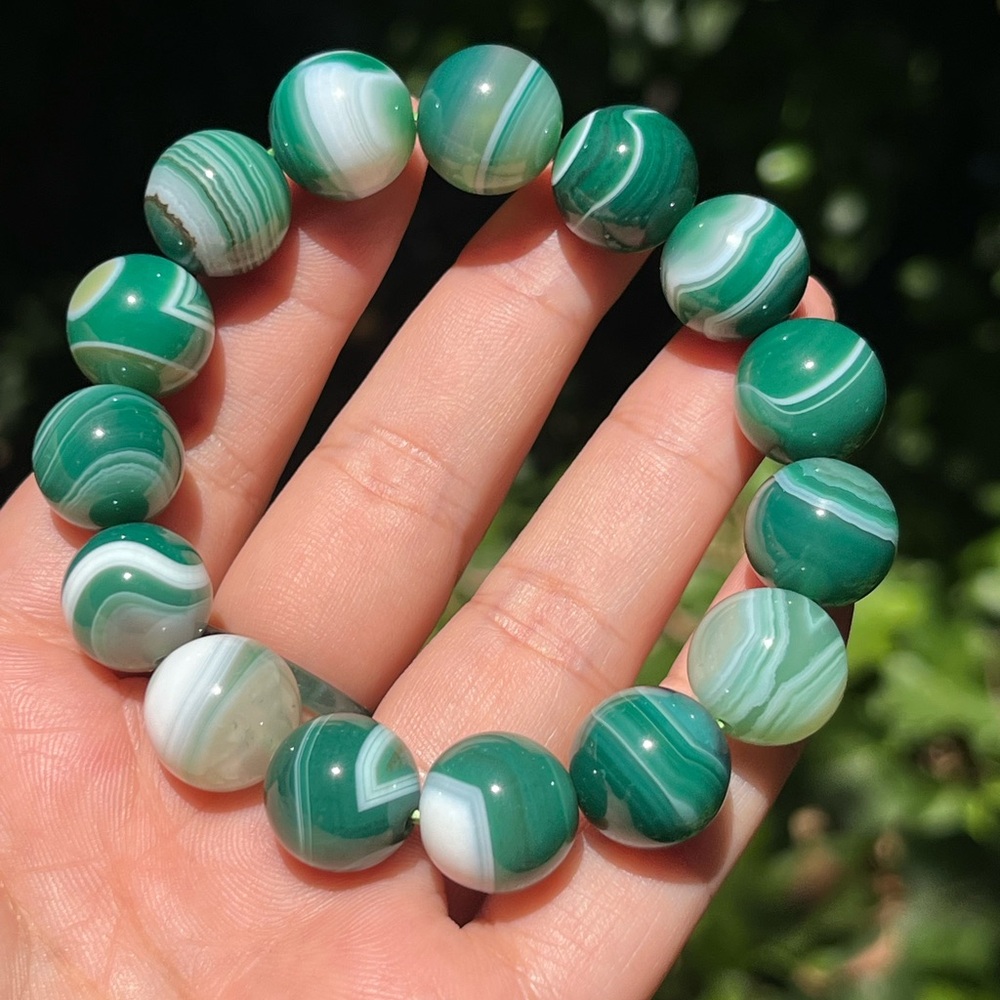 14mm green Botswana agate bracelet - Picture 6 of 8